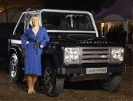 Land Rover Defender Svx ...